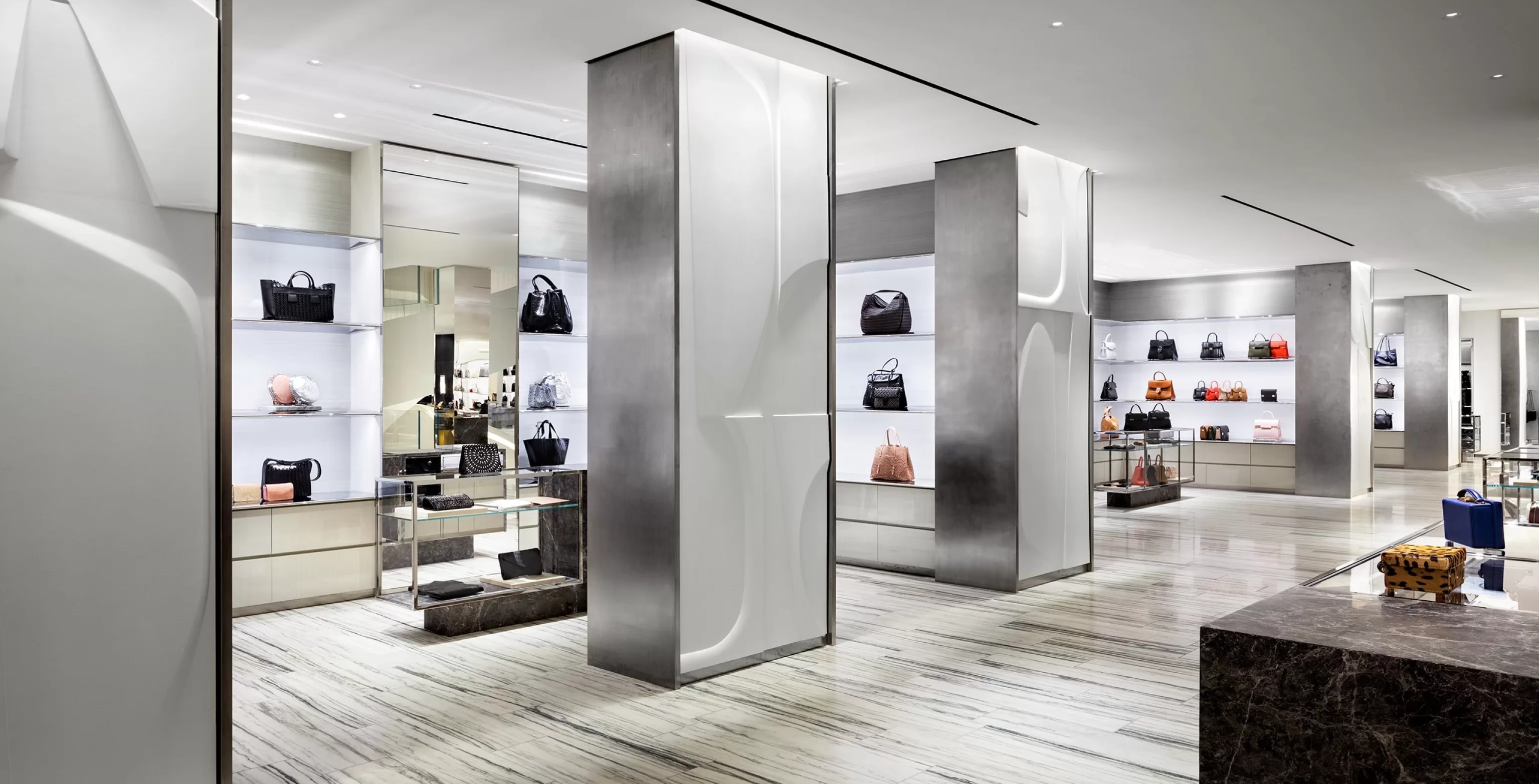 RRP - 1565 3 Barneys NY Chelsea