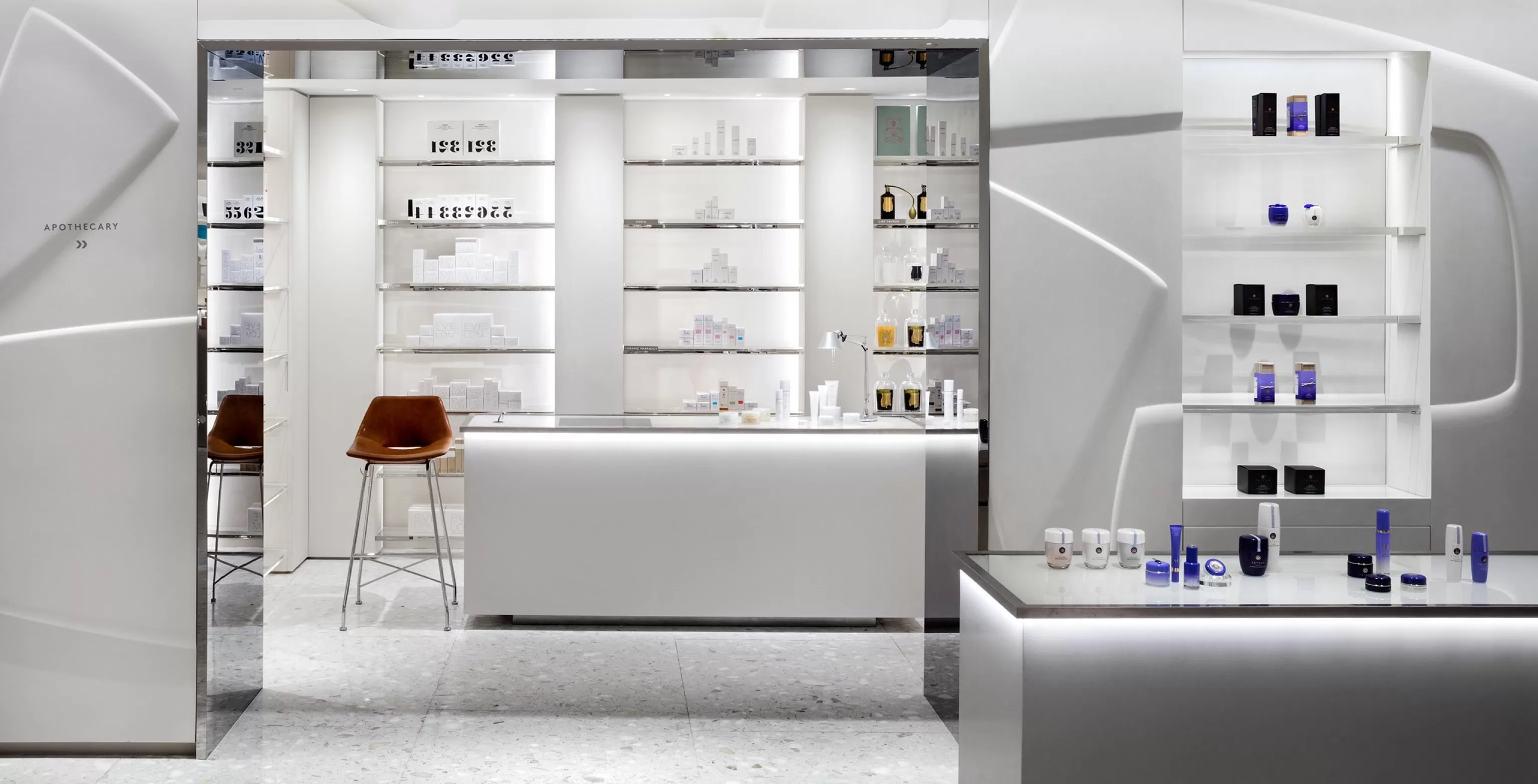 RRP - 1565 5 Barneys NY Chelsea