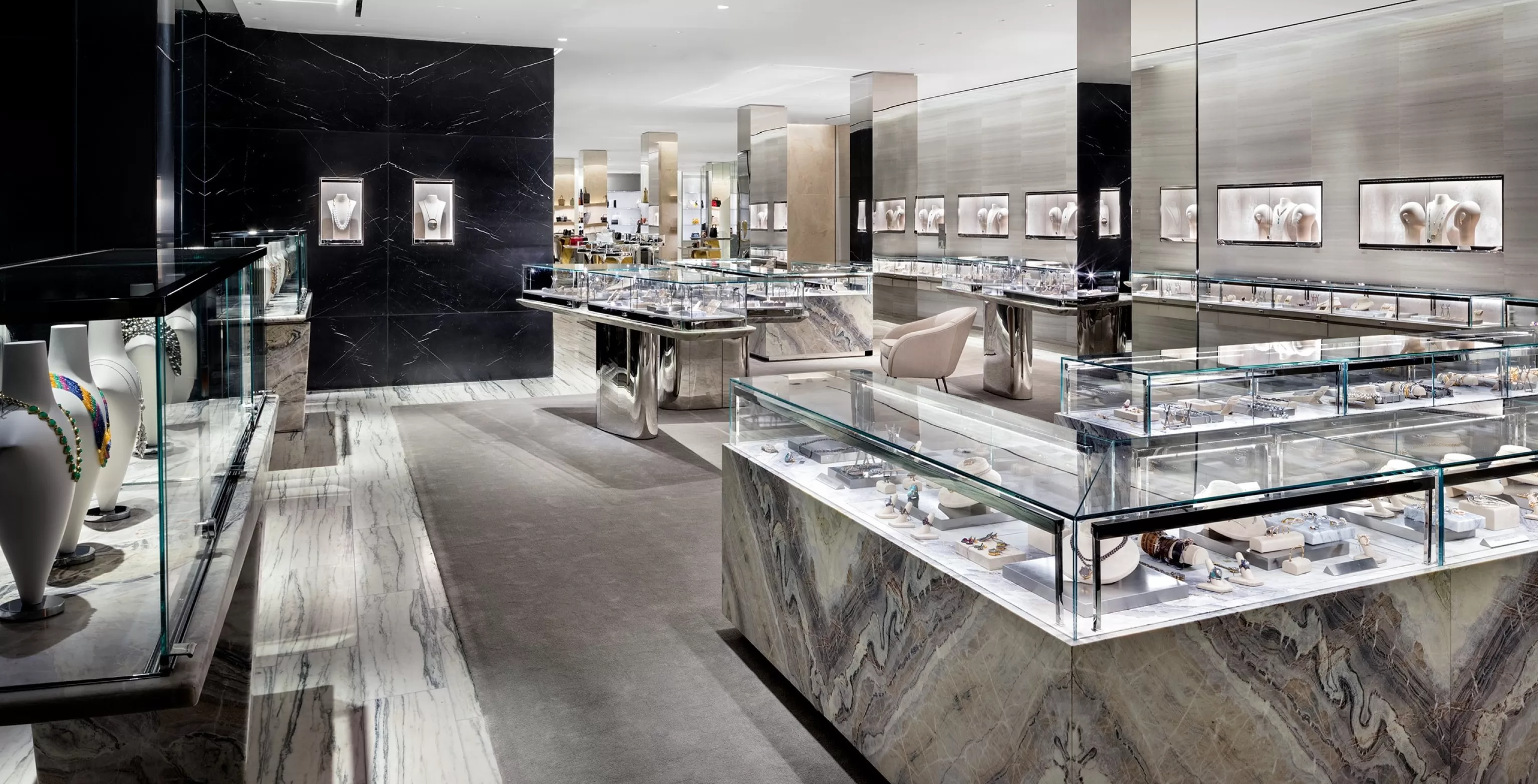 RRP - 1565 10 Barneys NY Chelsea