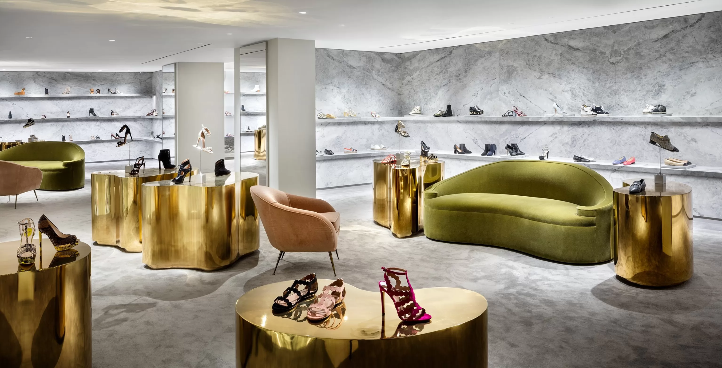 RRP - 1565 13 Barneys NY Chelsea