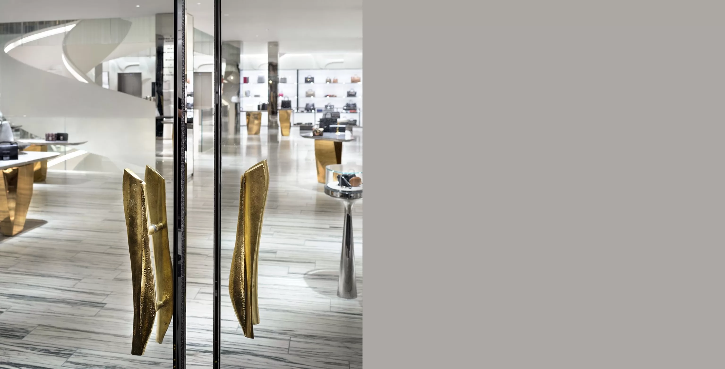 RRP - 1565 20 Barneys NY Chelsea