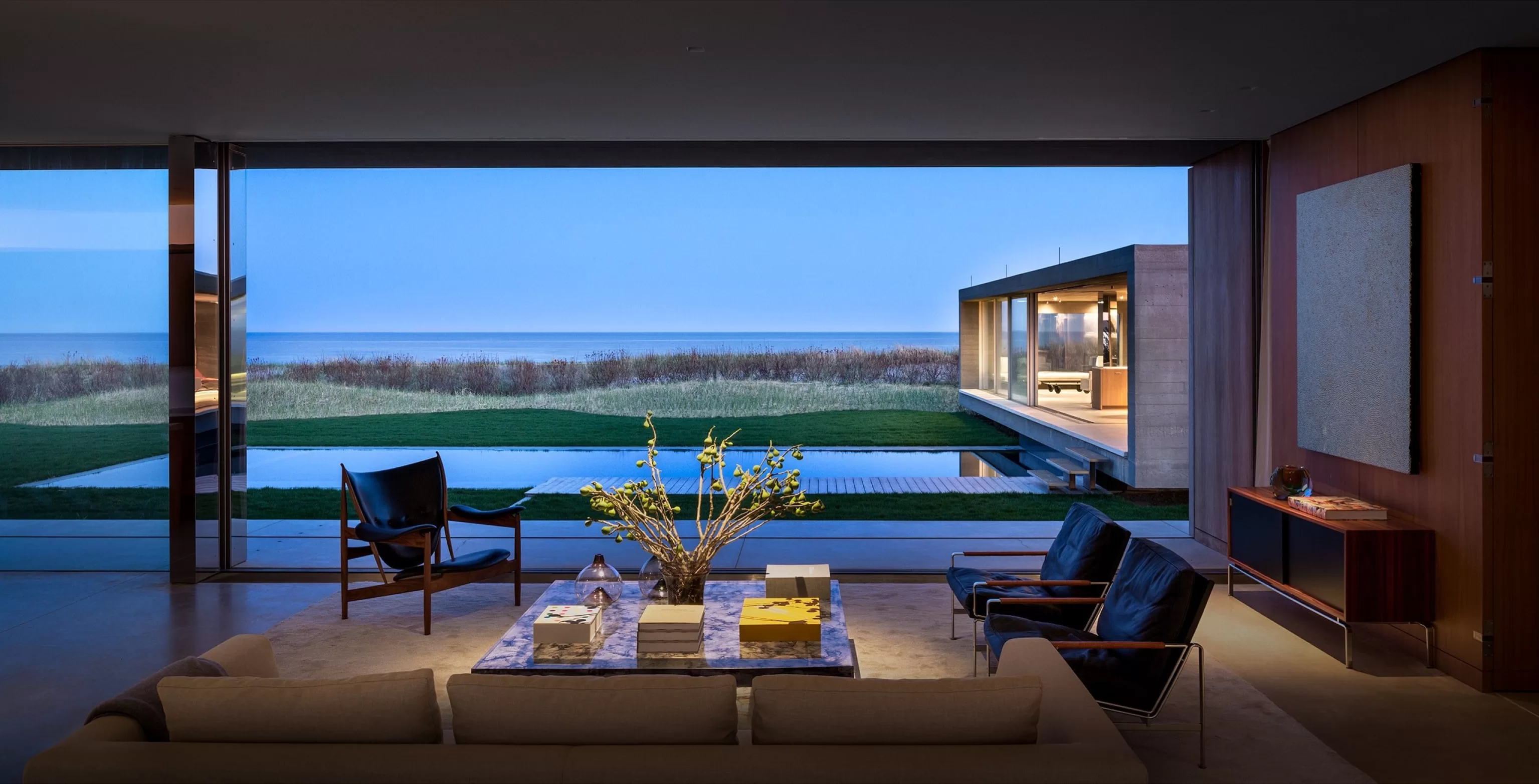 RRP - 1565 12 Flying Point