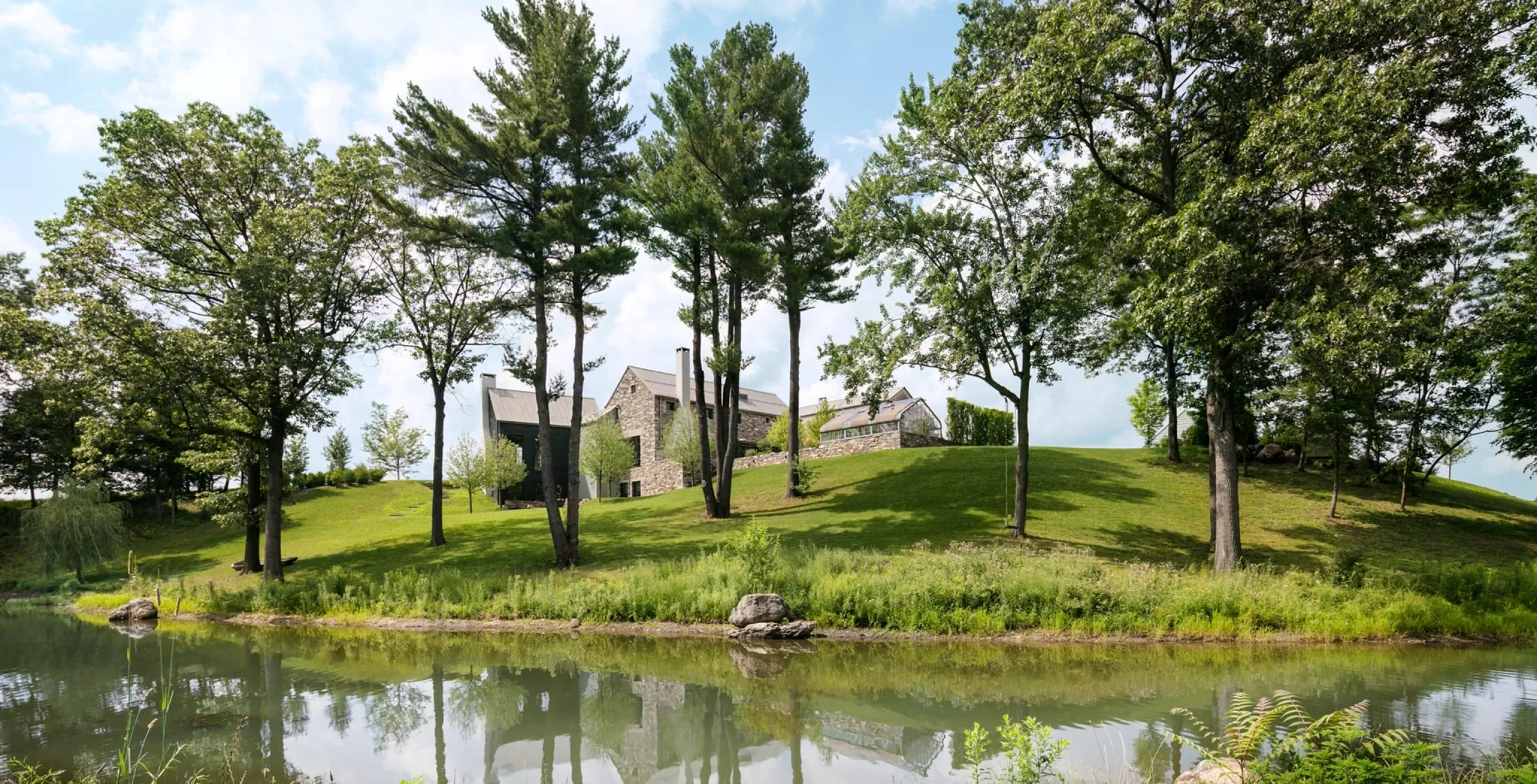 RRP - 1565 11 Barn Compound