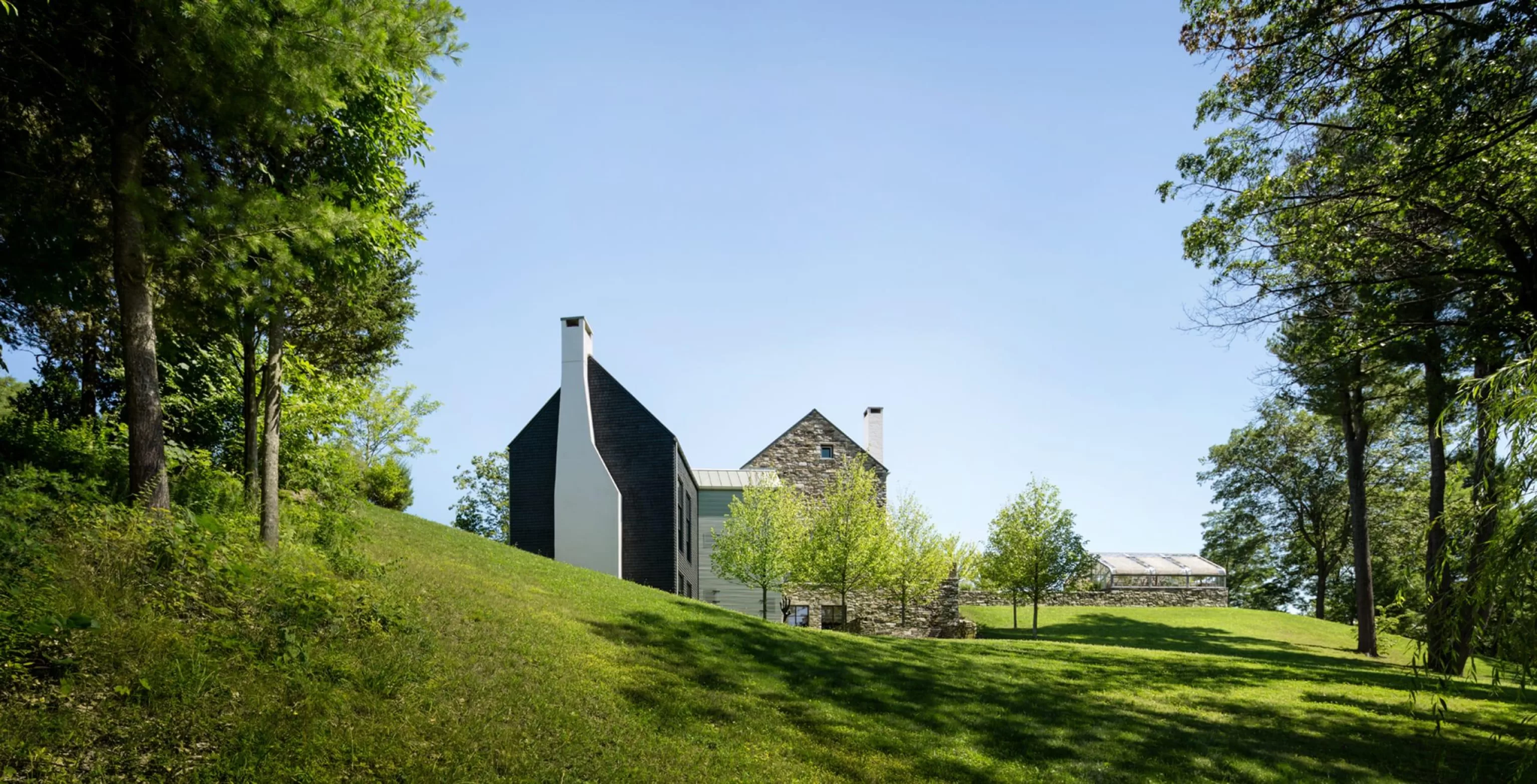 RRP - 1565 14 Barn Compound